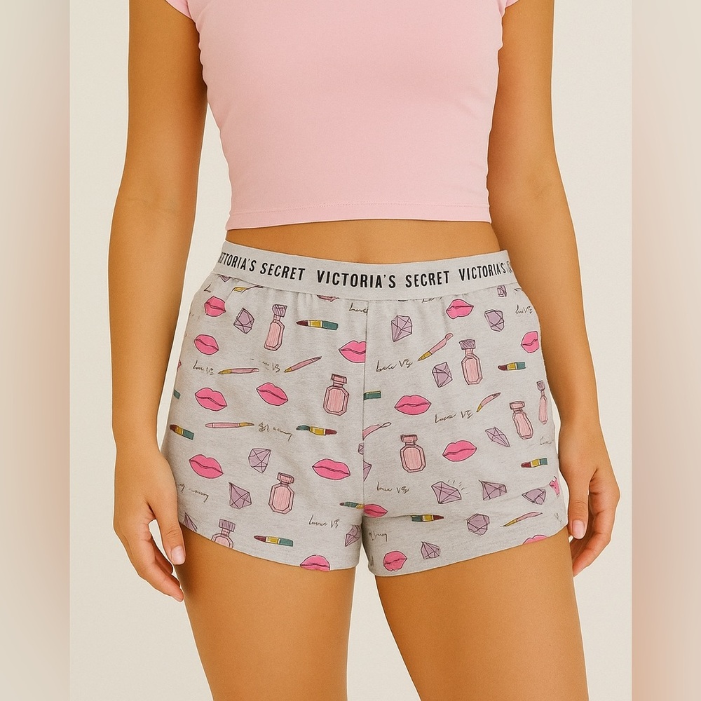 Victoria’s Secret Women Sleepwear Cotton Shorts Pink Lips Perfume Print Size L